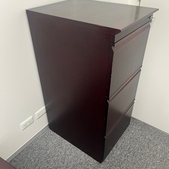 【今週金曜日までの出品です！】3段キャビネットの画像