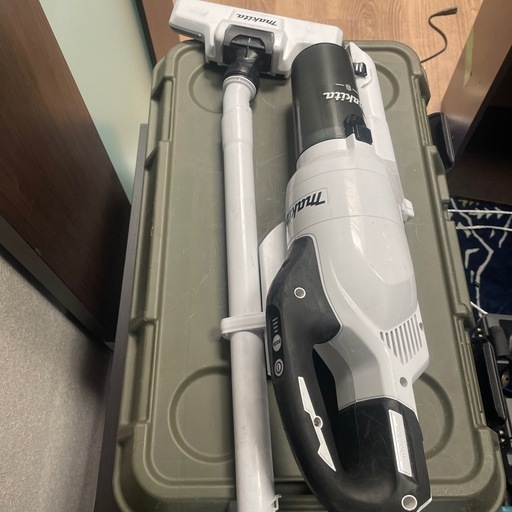最新　マキタ　サイクロン掃除機