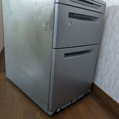 デスクワゴン(３段)鍵2本付きの画像