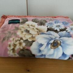 アクリル二重毛布①　シングルサイズ