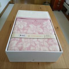 敷毛布　桂由美の画像