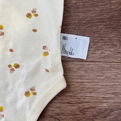 70ベビー服　UNIQLO ユニクロ　ロンパース　肌着の画像