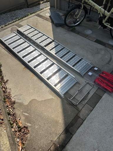 ※商談中 
(おまけ付き)バイク ラダーレール