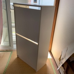 シューズBOX白の画像