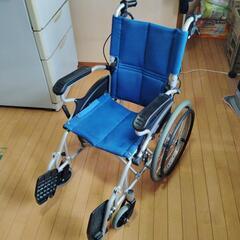 ❍軽量折りたたみ式車椅子
