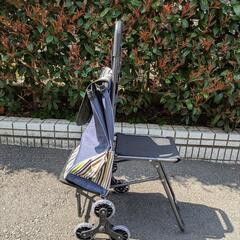 折り畳み椅子付き　キャリーカートの画像