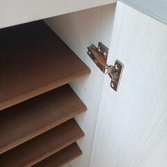 ホワイトシューズラックの画像