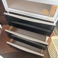 処分　深めタンス　の画像