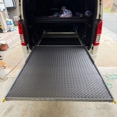 200系 ハイエース 荷室改の画像