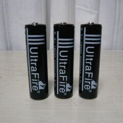 リチューム　3.7V充電池３本