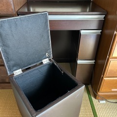 ドレッサー　コンセント付き❗️の画像