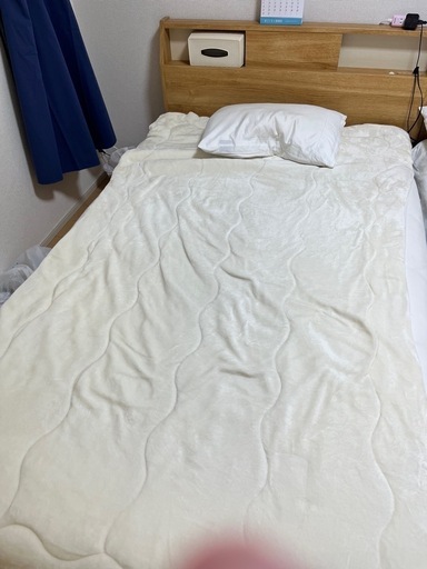 【決定】ニトリ　セミダブルベッド　収納つき　フレーム