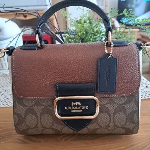 超美品コーチショルダーバッグ