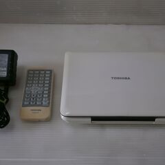 ■再生確認済■TOSHIBA REGZA PORTABLE DVD PLAYER 東芝 レグザ ポータブルDVDプレーヤー 7インチ SD-P77Sの画像