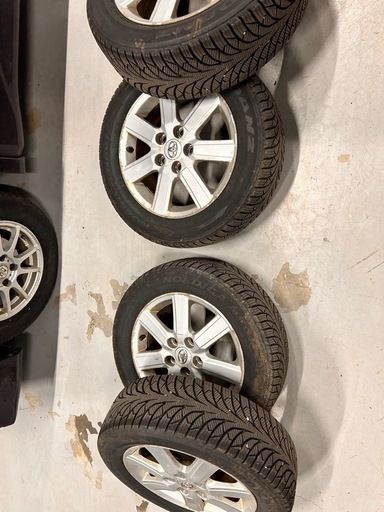 純正ホイール付きｽﾀｯﾄﾞﾚｽ 4本セット205/60R16 96H  XL 