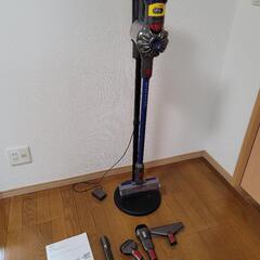 ダイソン 掃除機 V8スリム スタンド付き