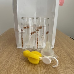 ミルトン　新品未使用　錠剤付き　湯温計　哺乳瓶　の画像