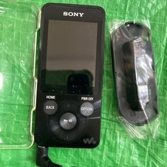 ソニーウォークマン NW−S14 専用カバー付きの画像