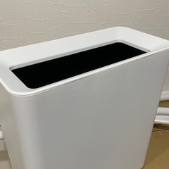 ニトリゴミ箱 10L