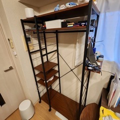 ハンガーラック