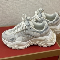 FILA INTERATION (BEG) 23センチ　美品　ダ...