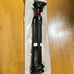 【未使用】マンフロット 業務用ビデオ三脚の画像