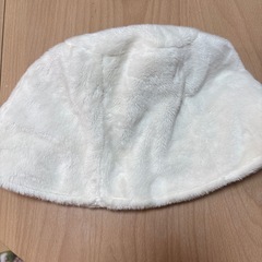 美品　白　モズ　バケットハット　帽子