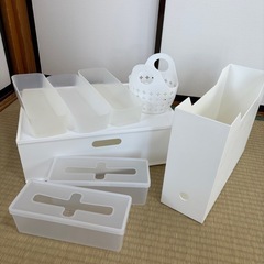 無印良品 収納ケース等の画像
