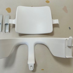 【お譲り先 決定】ストッケ トリップ トラップ ベビーセット ホワイトの画像