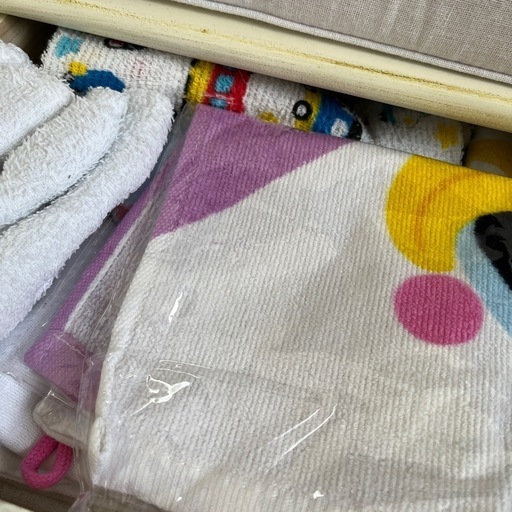 ベンチ　収納付き
