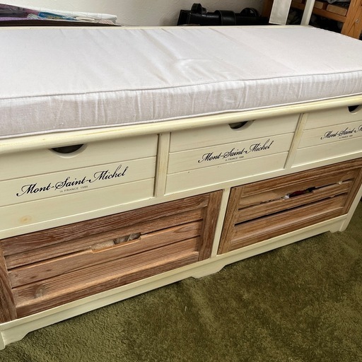 ベンチ　収納付き