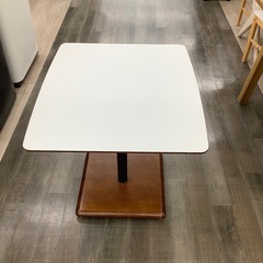 カフェテーブルのご紹介！（トレファク寝屋川）の画像