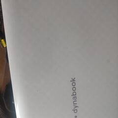 東芝 ノートパソコンの画像