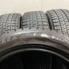 BS BRIDGESTONE BLIZZAK VRX2 215/50R18 18インチ スタッドレス 4本 20年製 audi/Q2 VW/T-Roc ヤリスクロス CX-3等　(KTI270)クレジットカード QRコード決済可能の画像