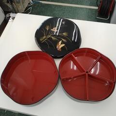 ★美品★お重　梅型　２段　TJ10855の画像