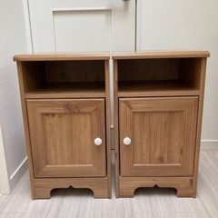 IKEA  ベッドサイド キャビネット 2つセット
