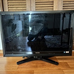 テレビ37型　ジャンク品