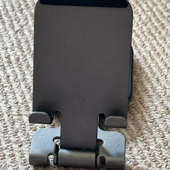 TREEKEY シンプルな卓上スマホ充電スタンドの画像
