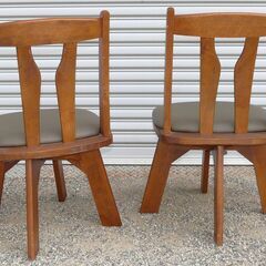 配達先決定🚚　無料配達します🚚定価4万円💖天然木💖回転式ダイニングチェア💖2脚セット💖津田商事💖の画像