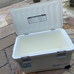 綺麗な中古クーラーボックスの画像