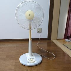 美品　扇風機の画像