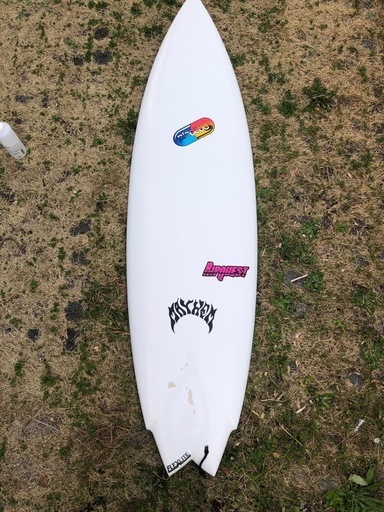 サーフボード　6'1    MAYHEM placebo RIPRUEST