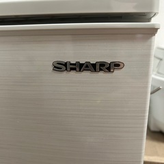 SHARP 冷蔵庫の画像