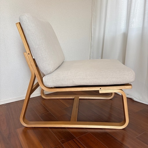 美品 無印良品のリビングでもダイニングでもつかえるソファチェア・オーク材