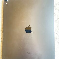 iPad pro 第３世代 大画面１２.９インチ A1876 Wi-Fi ６４GB バッテリー９０％の画像
