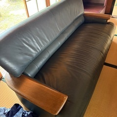 ソファ、棚など