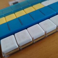 さんすうブロック&おはじき&時計の画像