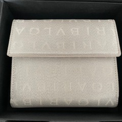 NEW 新品 BVLGARI ロゴマニア 財布 Silverの画像