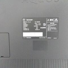 40型AQUOSテレビ＆リモコン＆テレビボード＆テレビ線2本＆HDMI線1本の画像