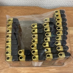 未使用◆100円使い捨てライター35本　パチンコパチスロ　サミーメタリッチライターの画像